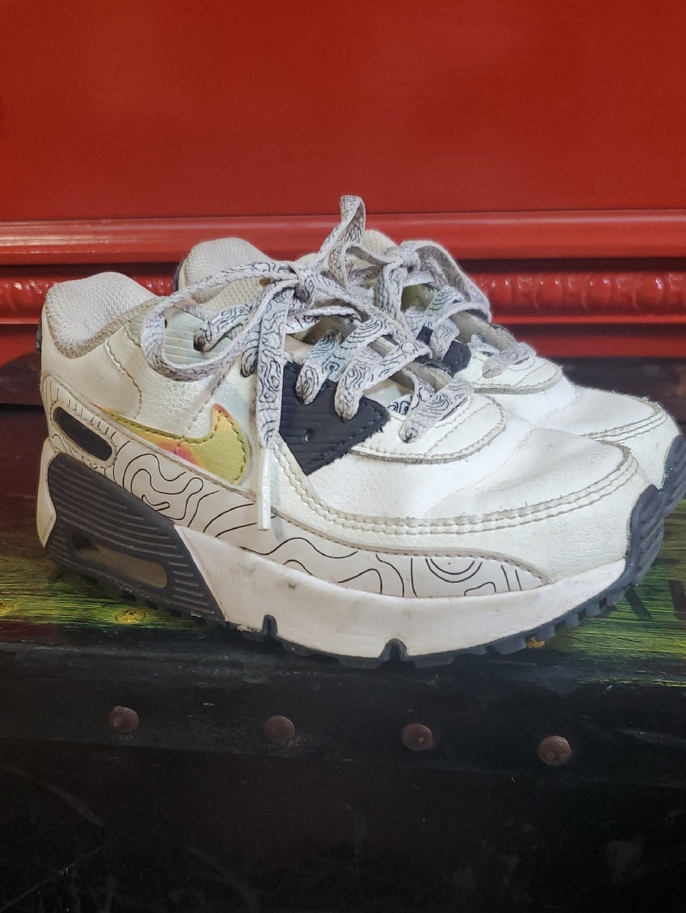 Nike Kids Air Max 90 Leather SE GS Save Our Planet White Sneakers Size 10C